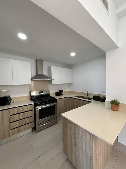 Corals Retreat 2Br Beach Condo Πούντα Κάνα